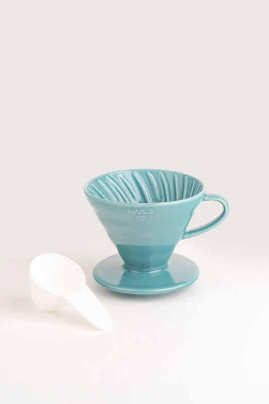 Coador V60 Cerâmica  Turquesa - Hário